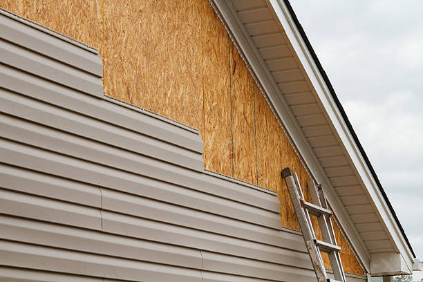 24/7 Emergency Vinyl Siding experts in Brookfield, OH